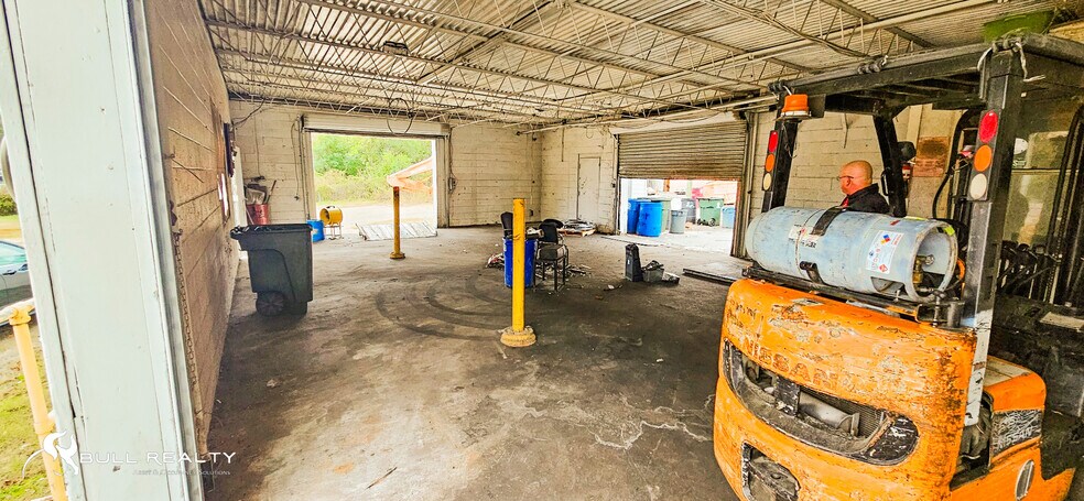 More Photos Of 5607 Hawkinsville Rd, Macon-Bibb Industrial For Sale