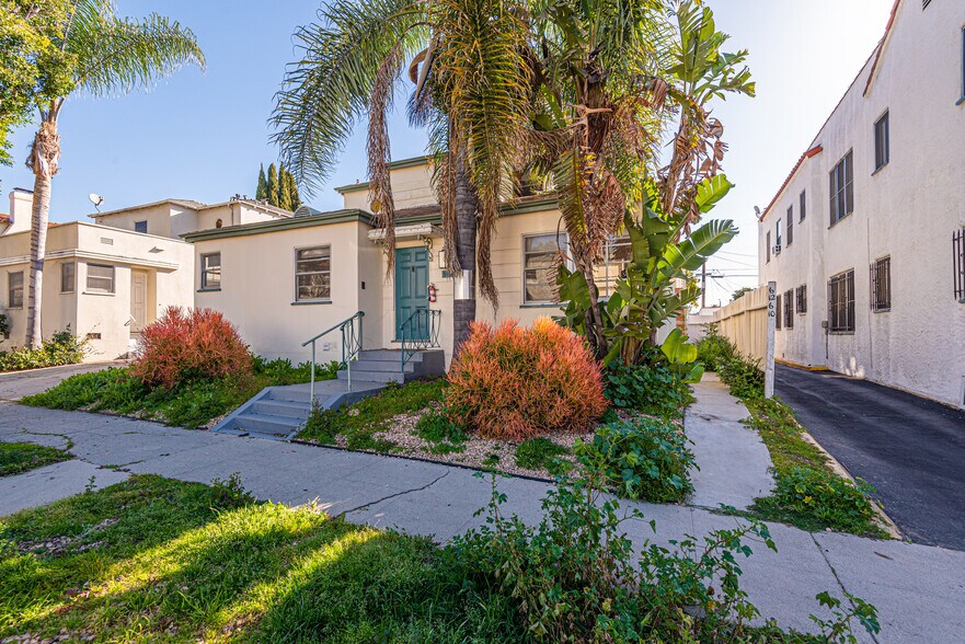 Primary Photo Of 610 N Spaulding Ave, Los Angeles Apartments For Sale