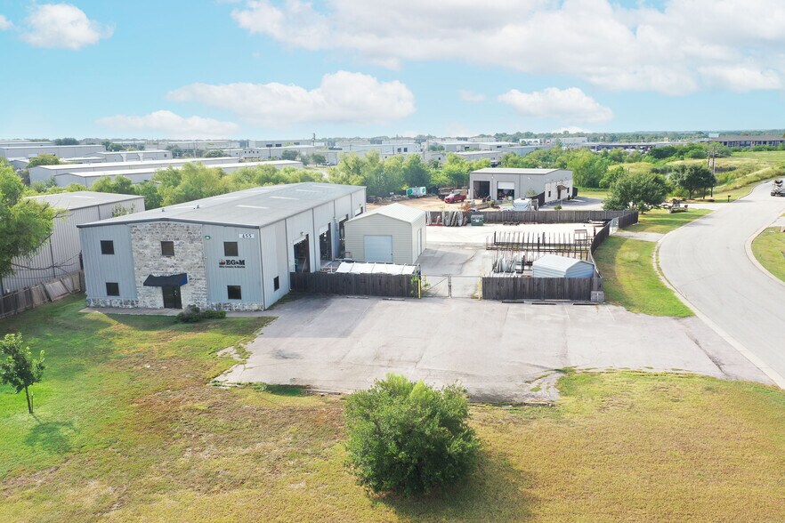 Primary Photo Of 455 Commercial Dr, Buda Warehouse For Sale