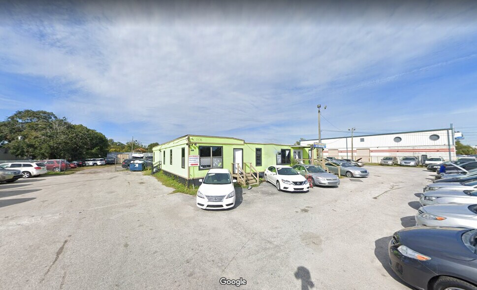 More Photos Of 2576 N Orange Blossom Trl, Kissimmee Auto Dealership For Sale