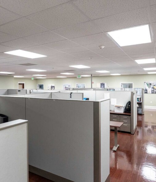 More Photos Of 301 S Main St, Salisbury Light Manufacturing For Lease