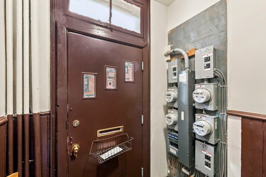 More Photos Of 204 3rd St, Hoboken Storefront Retail Residential For Sale