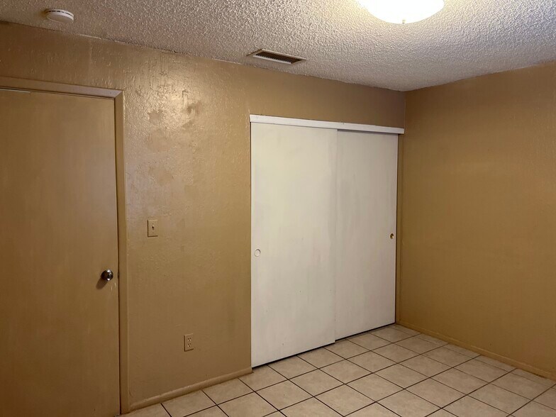 More Photos Of , Phoenix Multifamily For Sale