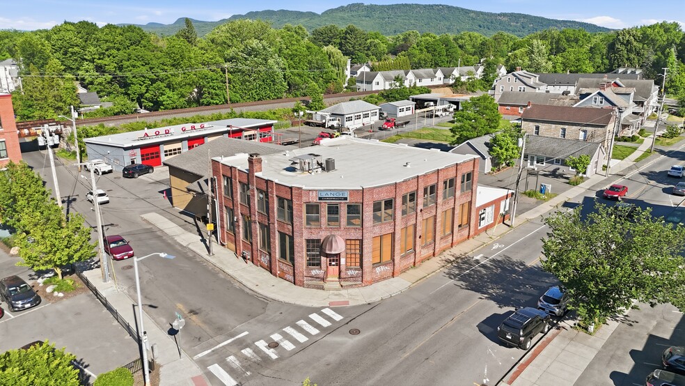 More Photos Of 300 Pleasant St, Northampton Office For Lease