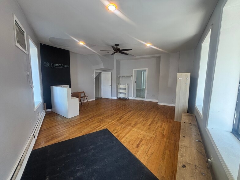 More Photos Of 691-697 Washington Ave, Brooklyn Storefront Retail Residential For Lease