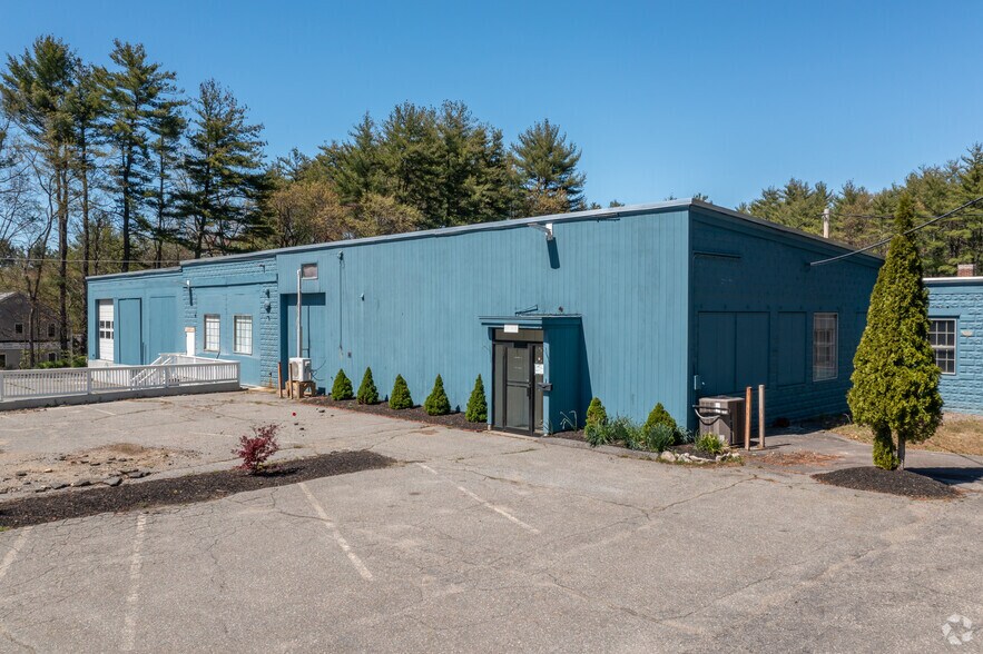 More Photos Of 365 Main St, Townsend Warehouse For Lease