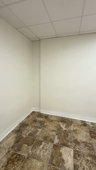 More Photos Of 15436 N Florida Ave, Tampa Unknown For Lease