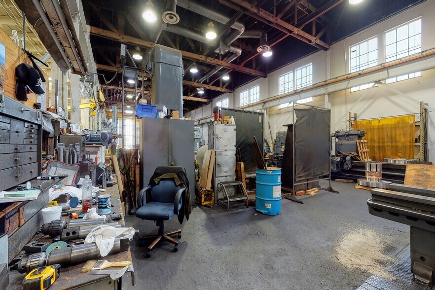 More Photos Of 3400-3470 Randolph St, Huntington Park Warehouse For Lease