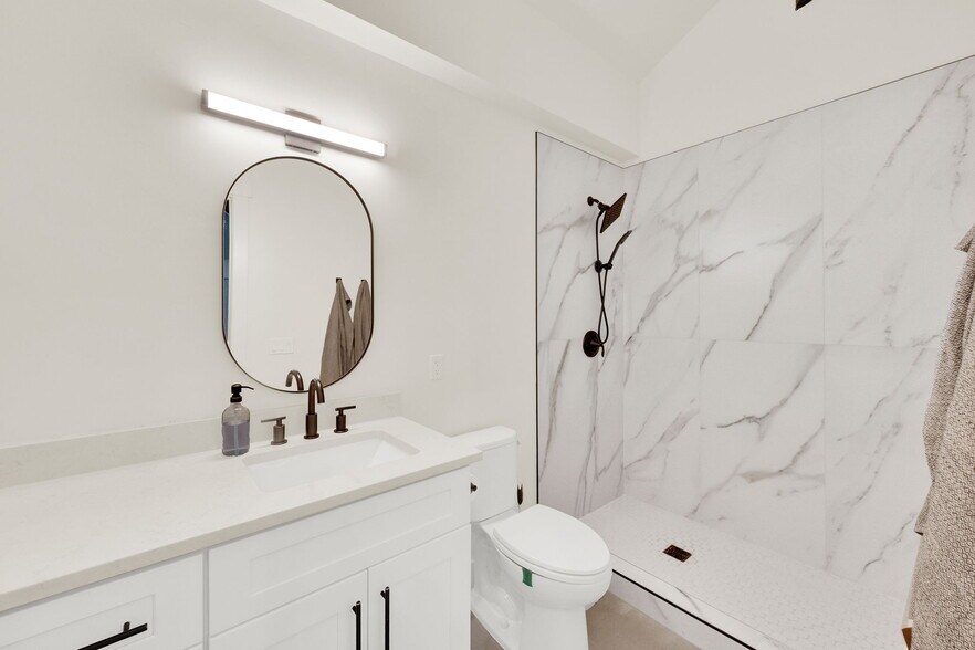 More Photos Of 10885 S State St, Sandy Medical For Sale