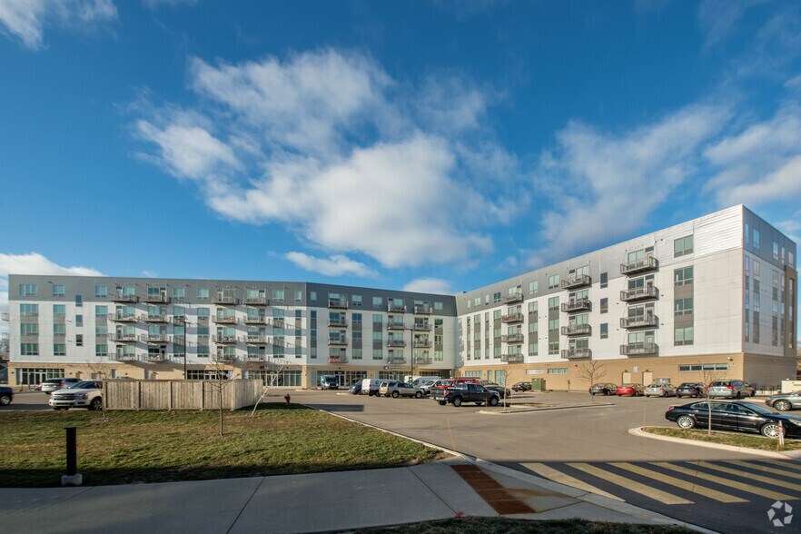 More Photos Of 2521 East Washington Ave, Madison Apartments For Lease