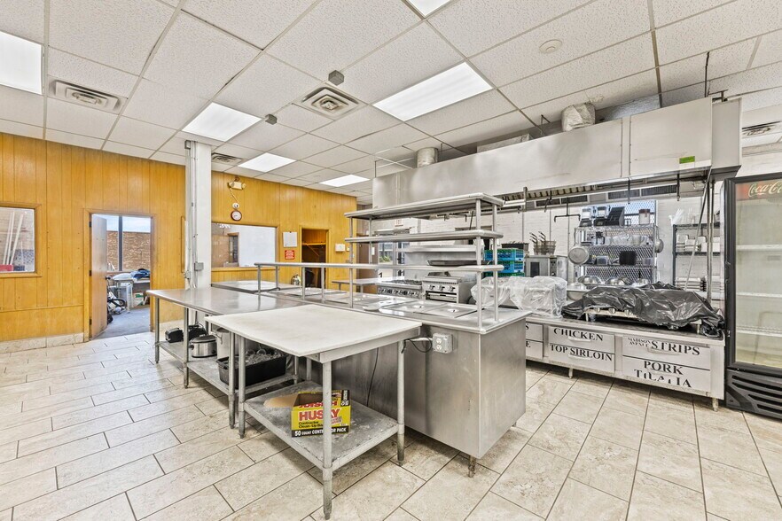 More Photos Of 415 W Madison Ave, Iola Restaurant For Sale