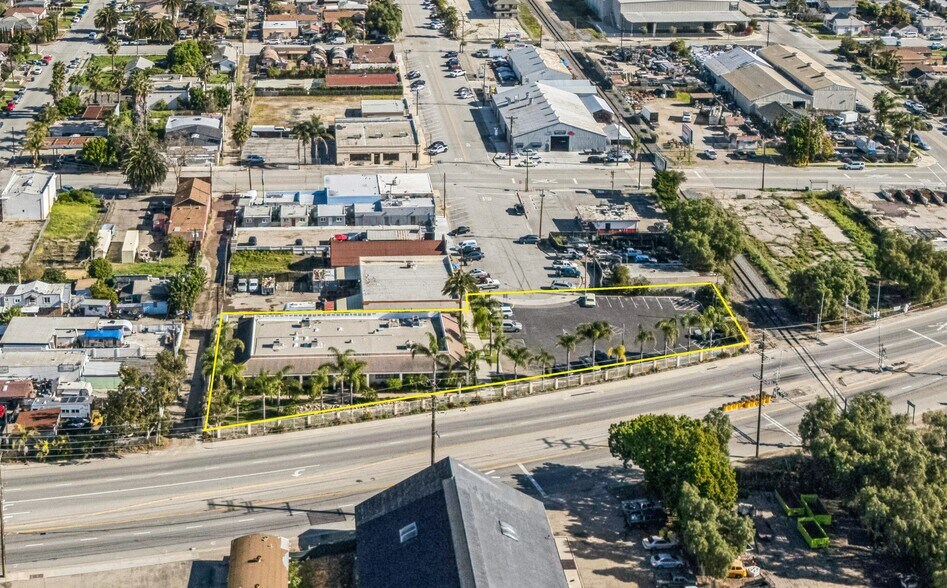 More Photos Of 11011 Azahar St, Ventura Office For Sale