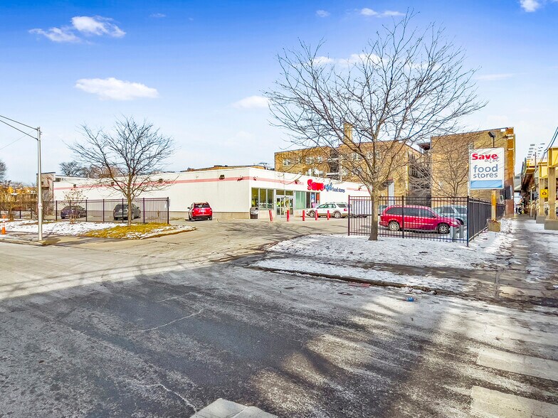 More Photos Of 344 E 63rd St, Chicago Supermarket For Lease