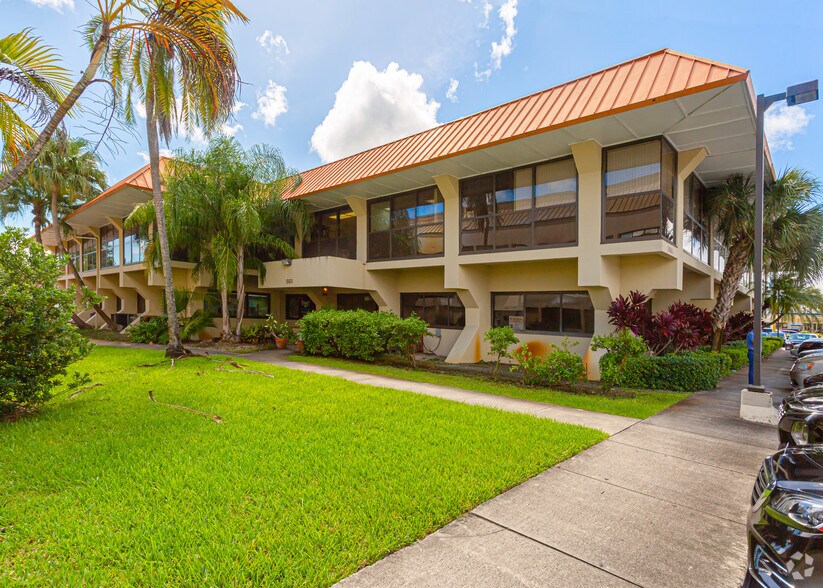 1066910689 N Kendall Dr, Miami, FL 33176 For Lease