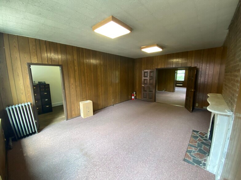 More Photos Of 44 Greenwich Ave, New York Office Residential For Lease