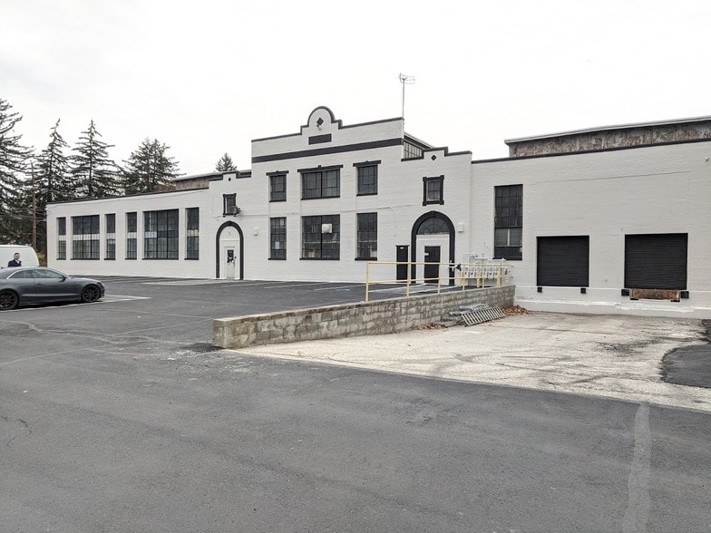More Photos Of 1210 Stanbridge St, Norristown Warehouse For Lease