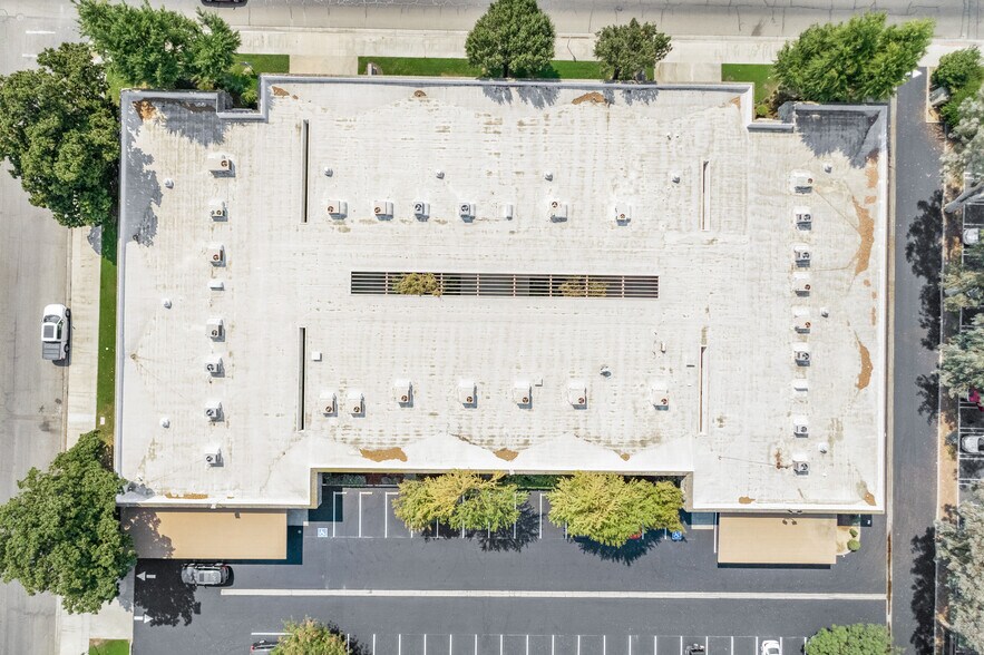 Primary Photo Of 1300 W Shaw Ave, Fresno Office For Sale