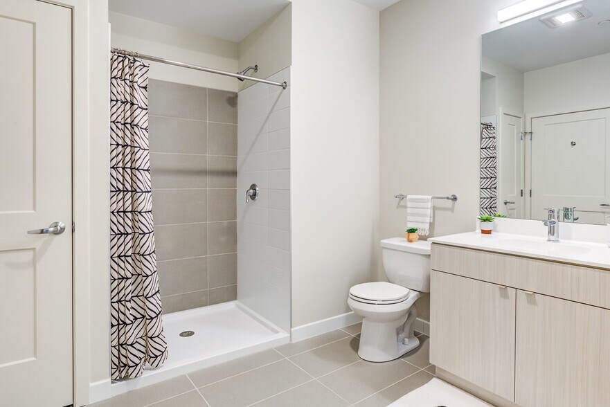 More Photos Of 39 Trotter Rd, Weymouth Apartments For Lease