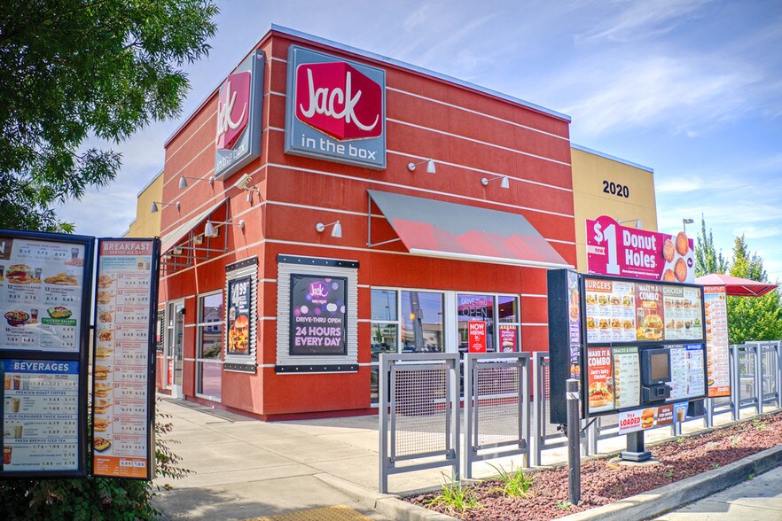More Photos Of 2020 S Santiam Hwy, Lebanon Fast Food For Sale