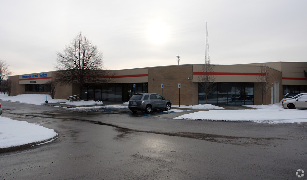 Primary Photo Of 38855 Hills Tech Dr, Farmington Hills Light Manufacturing For Lease