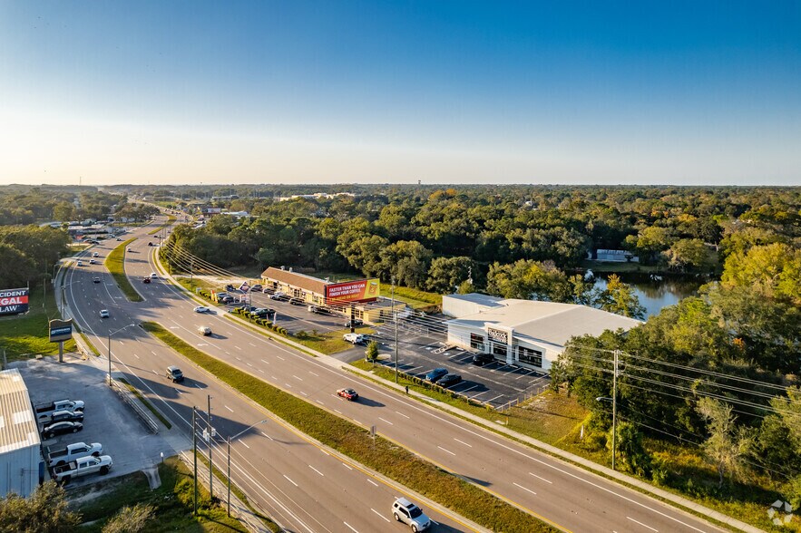 More Photos Of 9909 State Road 52, Hudson Freestanding For Lease