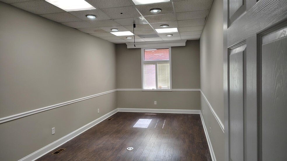 More Photos Of 11 Corporate Pointe, Warner Robins Loft Creative Space For Sale
