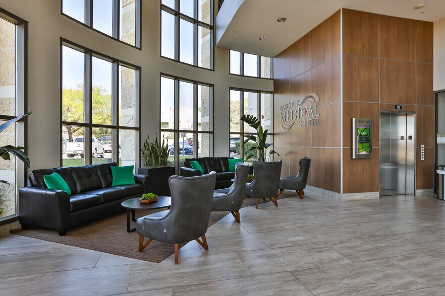 More Photos Of 5441 Babcock Rd, San Antonio Office For Lease