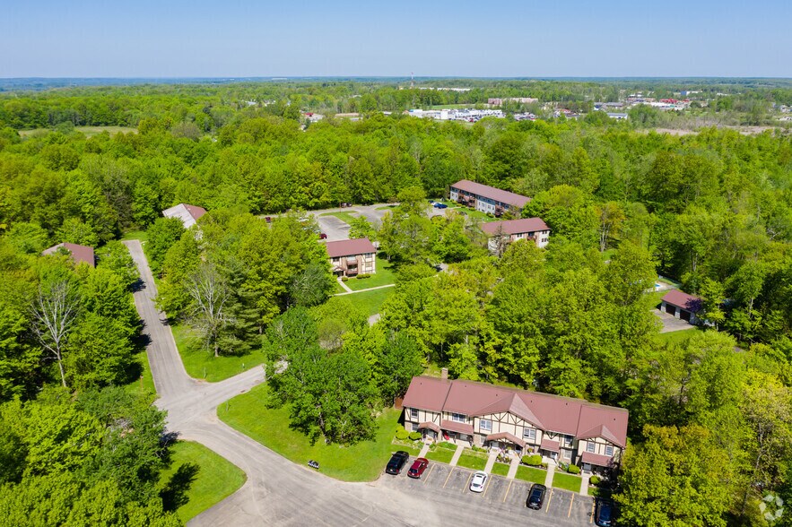 More Photos Of 10795 Timbercrest Dr, Meadville Apartments For Sale
