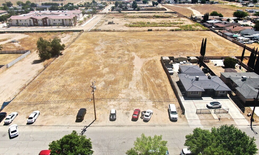 More Photos Of 12th Street East Near Ave Q, Palmdale Land For Sale
