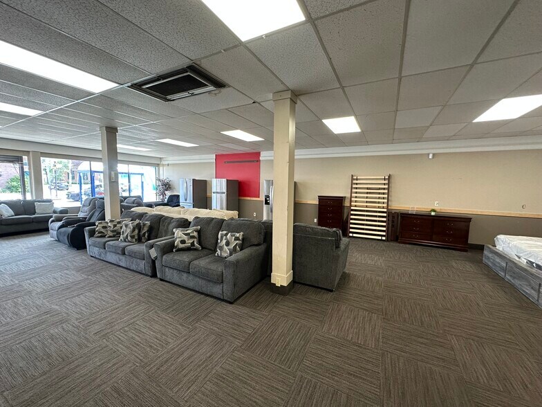 More Photos Of 3146-3148 Bailey Ave, Buffalo Storefront For Sale