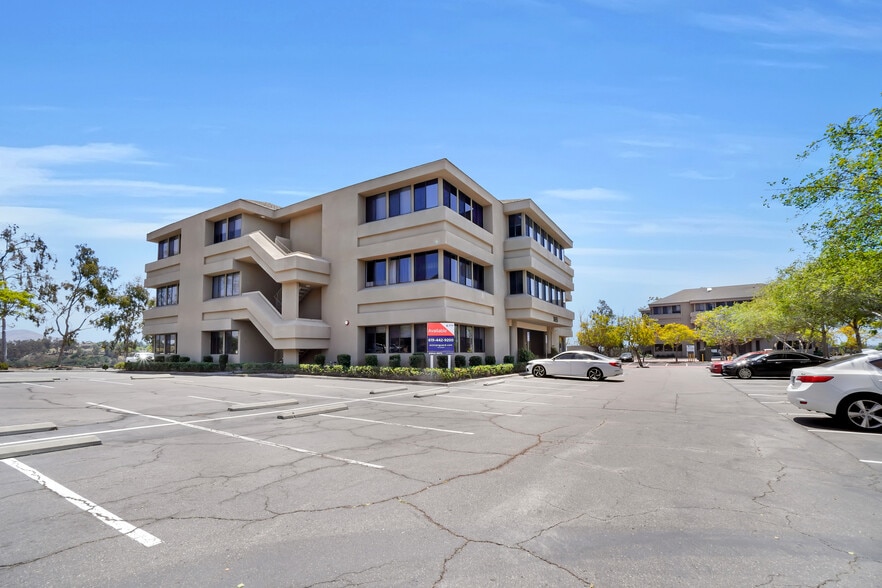 More Photos Of 3665 Ruffin Rd, San Diego Unknown For Lease