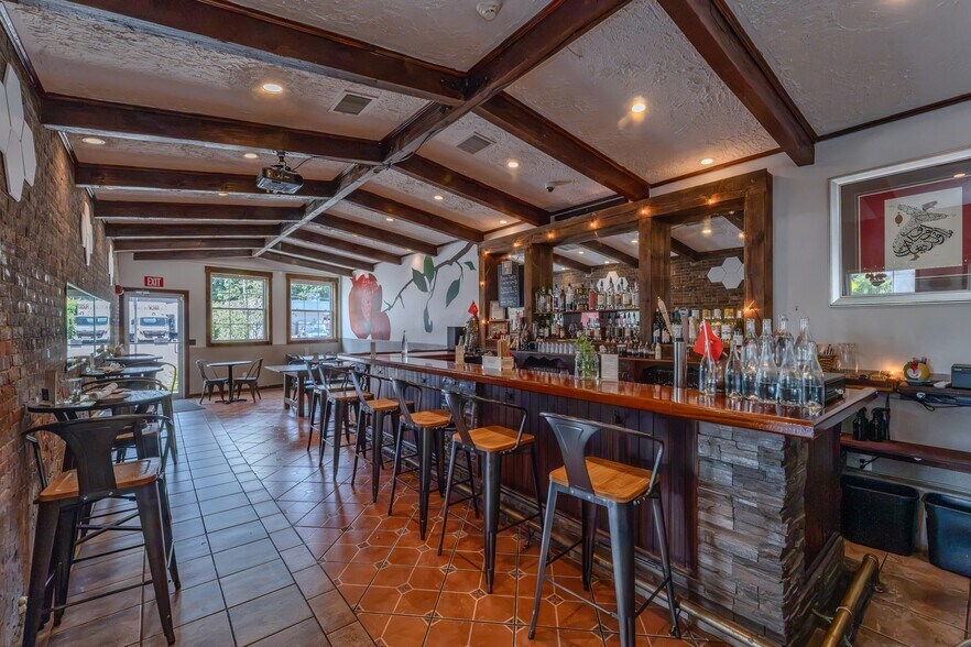 More Photos Of 666 Broadway, Kingston Storefront Retail Residential For Sale