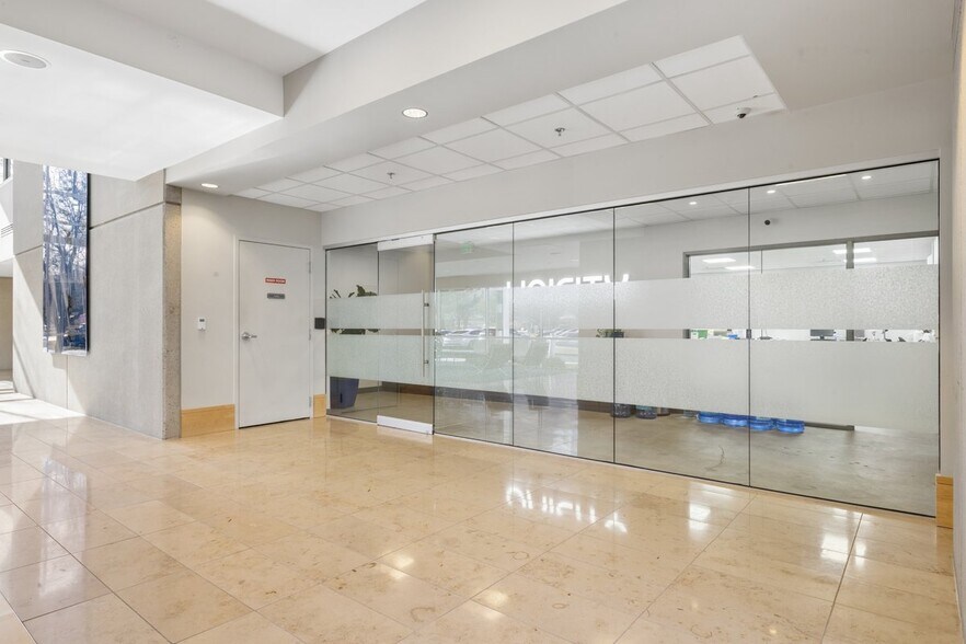 More Photos Of 1712 S East Bay Blvd, Provo Unknown For Lease