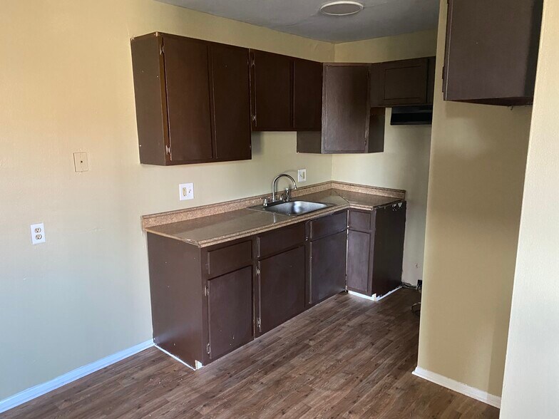 More Photos Of 16571-16625 Schaefer Hwy, Detroit Multifamily For Sale