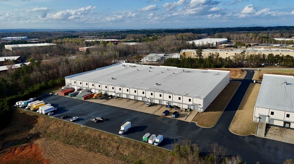 More Photos Of 5475 Aloha Way, Oakwood Warehouse For Lease