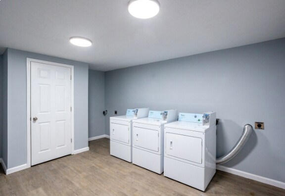 More Photos Of 1185-1185 S Lincoln Park Dr, Evansville Apartments For Sale