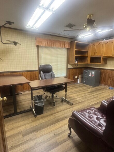 More Photos Of 3232 S Perkins Rd, Memphis Freestanding For Sale