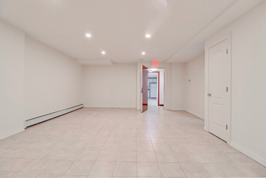 More Photos Of 5926 Bleecker St, Ridgewood Medical For Sale
