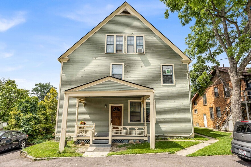 More Photos Of 755 Broadway Ave, Bedford Apartments For Sale