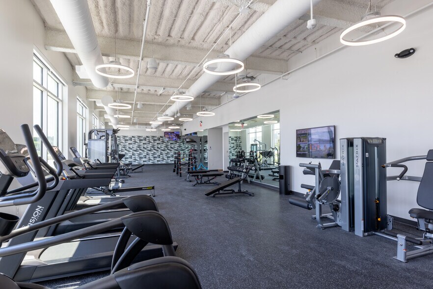 More Photos Of 450 N Freeport Pky, Coppell Office For Lease