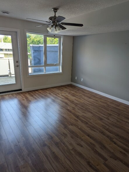 More Photos Of 12505 111 Av NW, Edmonton Apartments For Sale