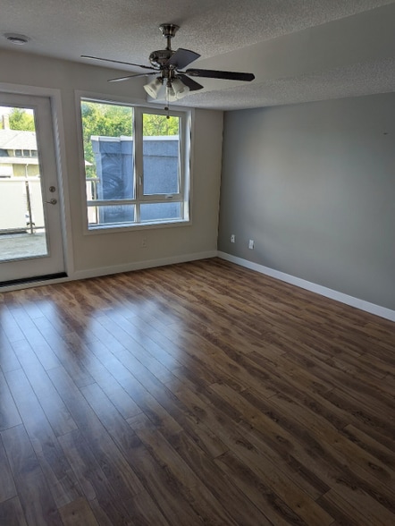 More Photos Of 12505 111 Av NW, Edmonton Apartments For Sale