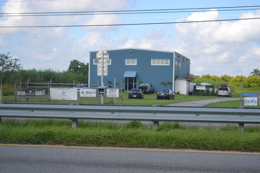 More Photos Of 22700 SW 177th Ave, Miami Flex For Sale