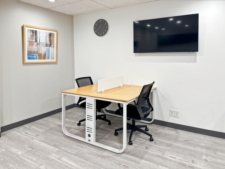 More Photos Of 5000 Cedar Plaza Pky, Saint Louis Coworking Space