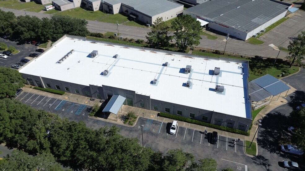 More Photos Of 5067 Tennessee Capital Blvd, Tallahassee Office For Sale