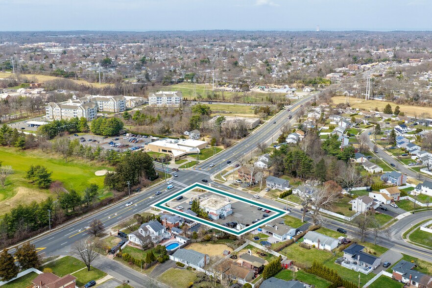 More Photos Of 444 Commack Rd, Commack Land For Lease