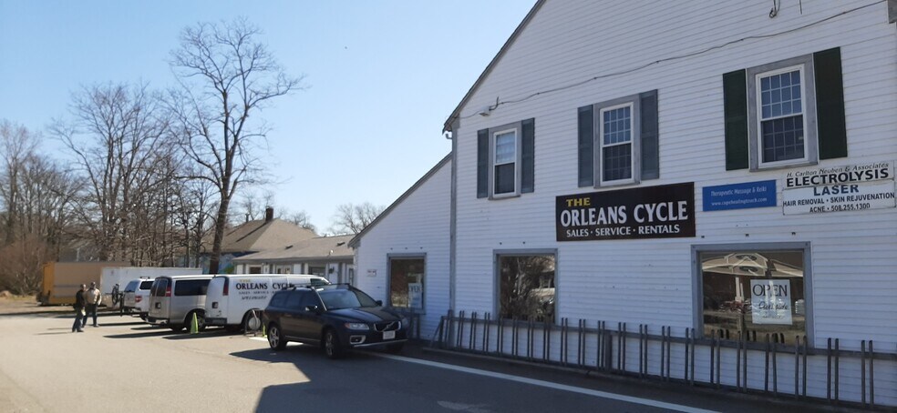Primary Photo Of 26 Main St, Orleans Freestanding For Lease