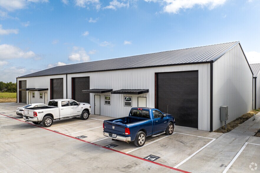 More Photos Of 3332 State Hwy 78, Wylie Light Distribution For Lease