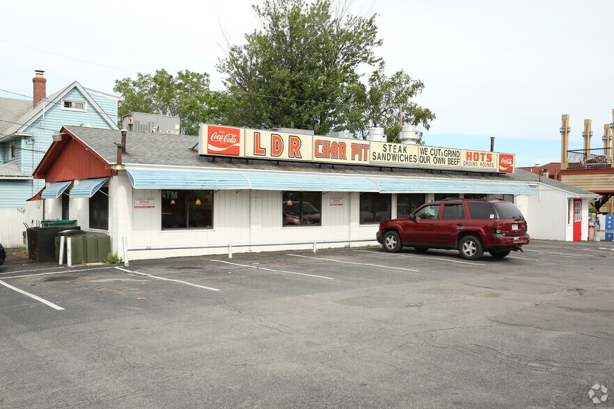 Primary Photo Of 4753 Lake Ave, Rochester Restaurant For Sale