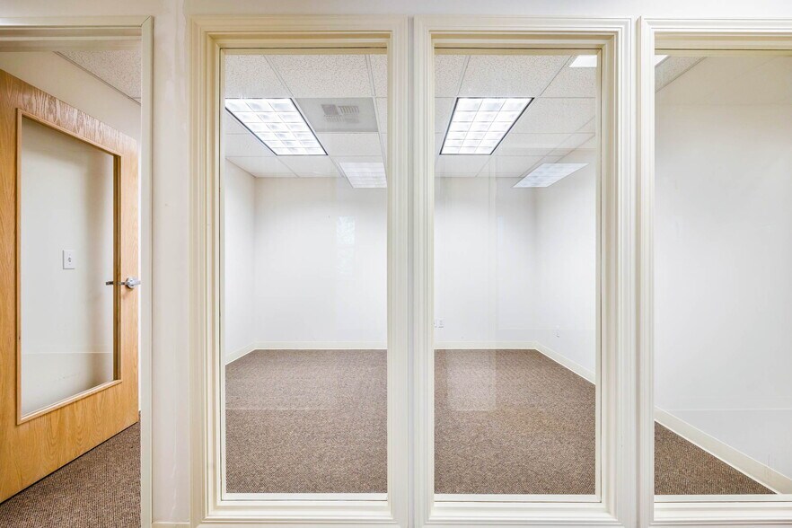 More Photos Of 705 9th St, Florence Medical For Lease